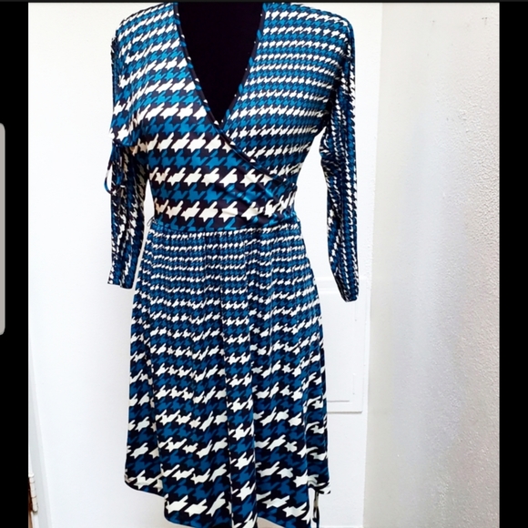Green Dragon Faux Wrap Dress - Picture 1 of 7